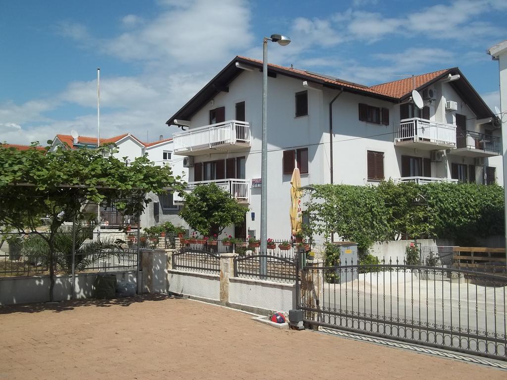 Apartments Ars Vivendi Τρογκίρ Δωμάτιο φωτογραφία